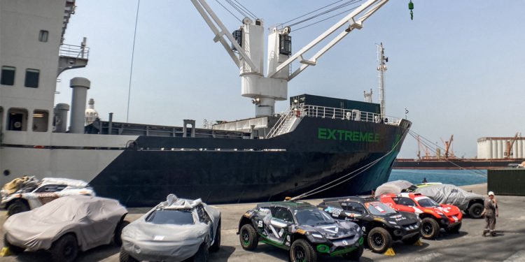 Ship ST. Helena arrived in Arab lands with the logistics of the “Electric Odyssey”
