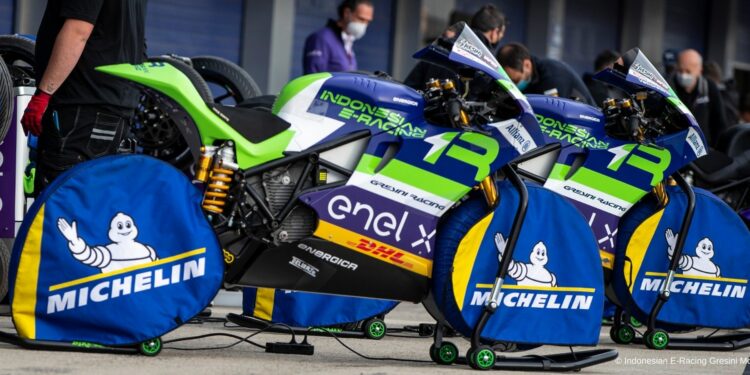 Michelin and MotoE, a hard working partnership for sustainable tires