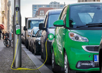Electric technology prevails in an automotive market devastated by the crisis