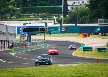 Pure ETCR: Mattias Ekström y Mikel Azcona dominan el sábado en Vallelunga