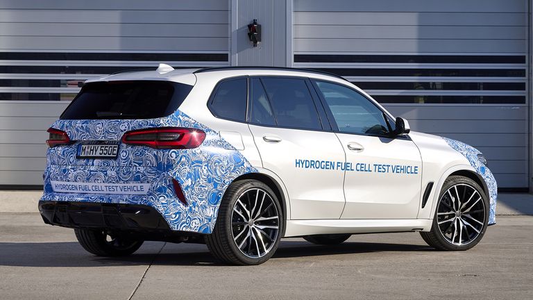 La imagen tiene un atributo ALT vacío; su nombre de archivo es bmw-3.jpg
