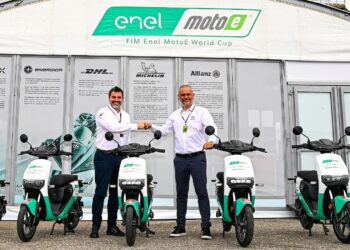 MotoE will Use VMoto Soco Electric Scooters to Improve Racing Logistics