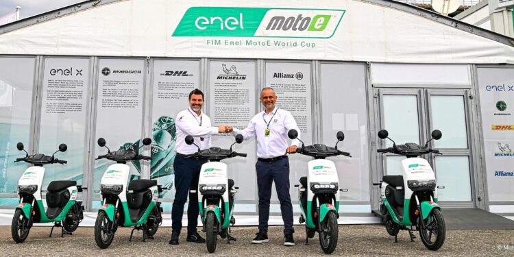 MotoE will Use VMoto Soco Electric Scooters to Improve Racing Logistics