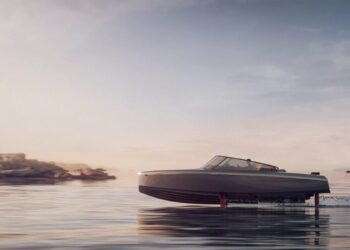 Introducing an Electric Boat with the Longest Autonomy Range