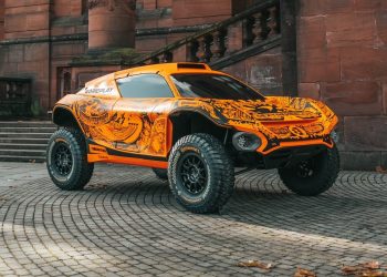 This is the ODYSSEY 21 to be used by McLaren at Extreme E