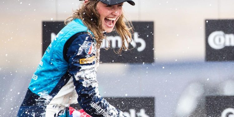 The Goals of Catie Munnings at the Extreme E Jurassic X Prix