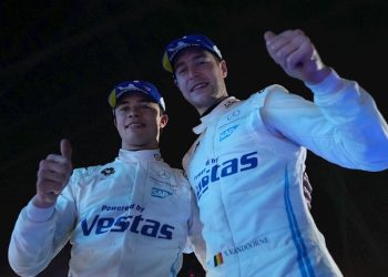 Fórmula E Diriyah 2022: Mercedes, de Vries y Vandoorne comienzan la temporada 8 con buen pie