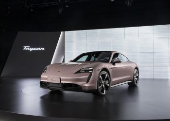 El Taycan eléctrico de Porsche duplicó sus ventas en 2021