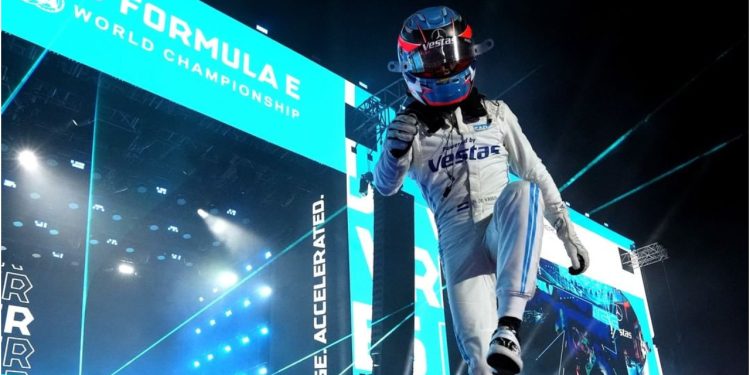 Formula E Diriyah E Prix 2022: The Heat of the Moment and the Drivers’ Perspective