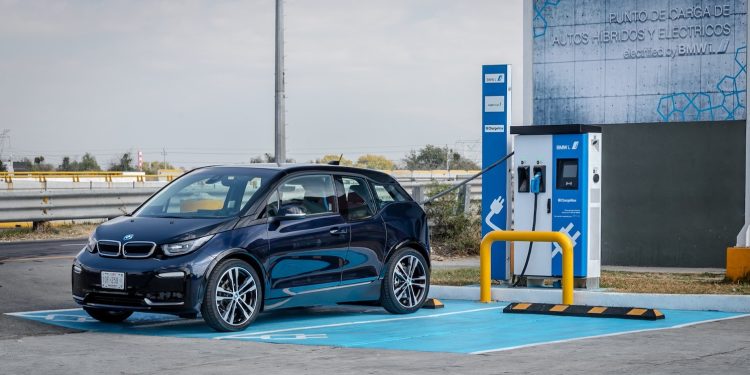 Charging a Car while Driving? This Technology Could Make it Possible