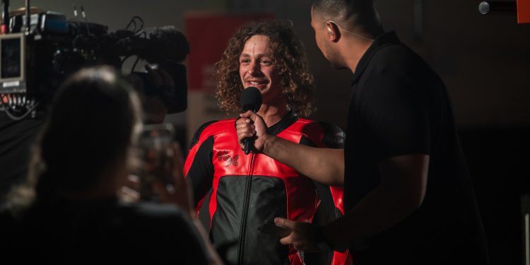 Matis Neyroud Makes History After Winning eSkootr Championship First Race