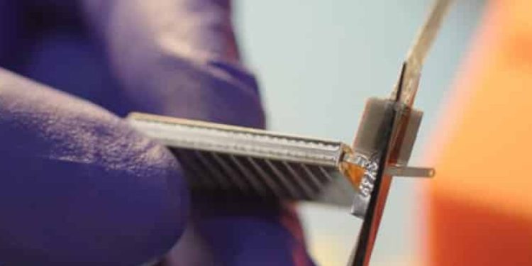 Silicon-based Battery Could Recover 98% of EV Charge in Just 10 Minutes