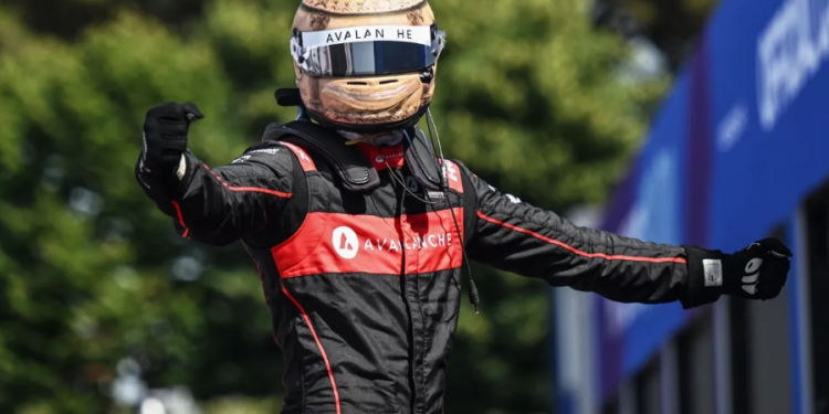 Dennis Regains the Lead at Rome on an Eventful Weekend