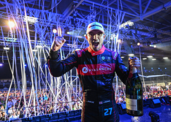 Jake Dennis Lifts Formula E Title in Front of his Home Crowd in London