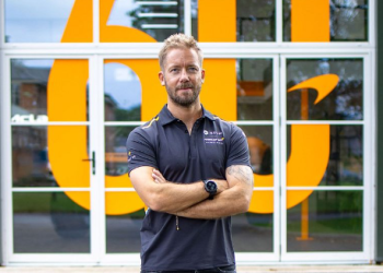 Siguen los movimientos en McLaren: Sam Bird sustituye a Rene Rast