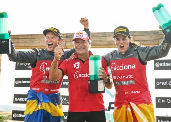 ASXE and X44 Triumph in Extreme E 2023 Return to Sardinia