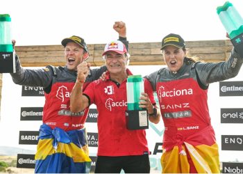 ACCIONA | SAINZ XE Team to Go for First Extreme E Title in Sardinia