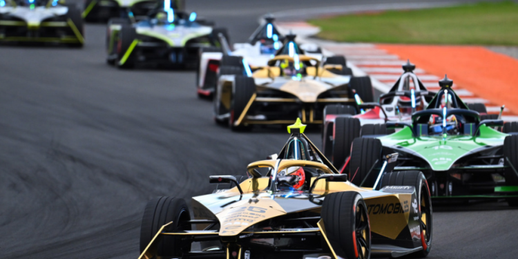 Nick Cassidy Leads Pre-Season Testing