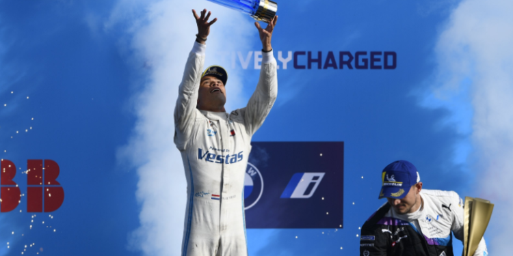 A Champion Returns: Nick de Vries Signs with Mahindra Racing