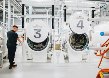 Formula 1: McLaren Uses Recycled Carbon Fiber at the US Grand Prix